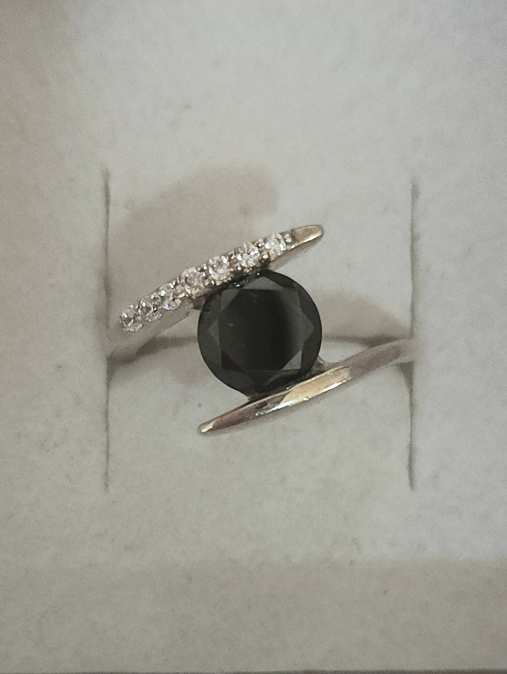 White Gold And Round Black Diamond Ring With Split Band